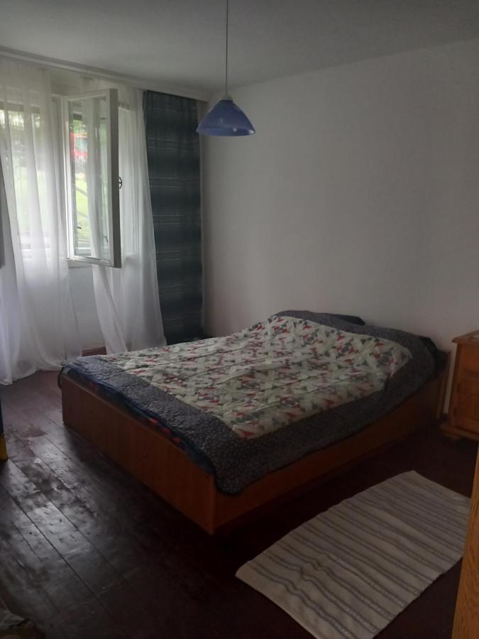 Apartmans Adi SJJ Eksteriør billede